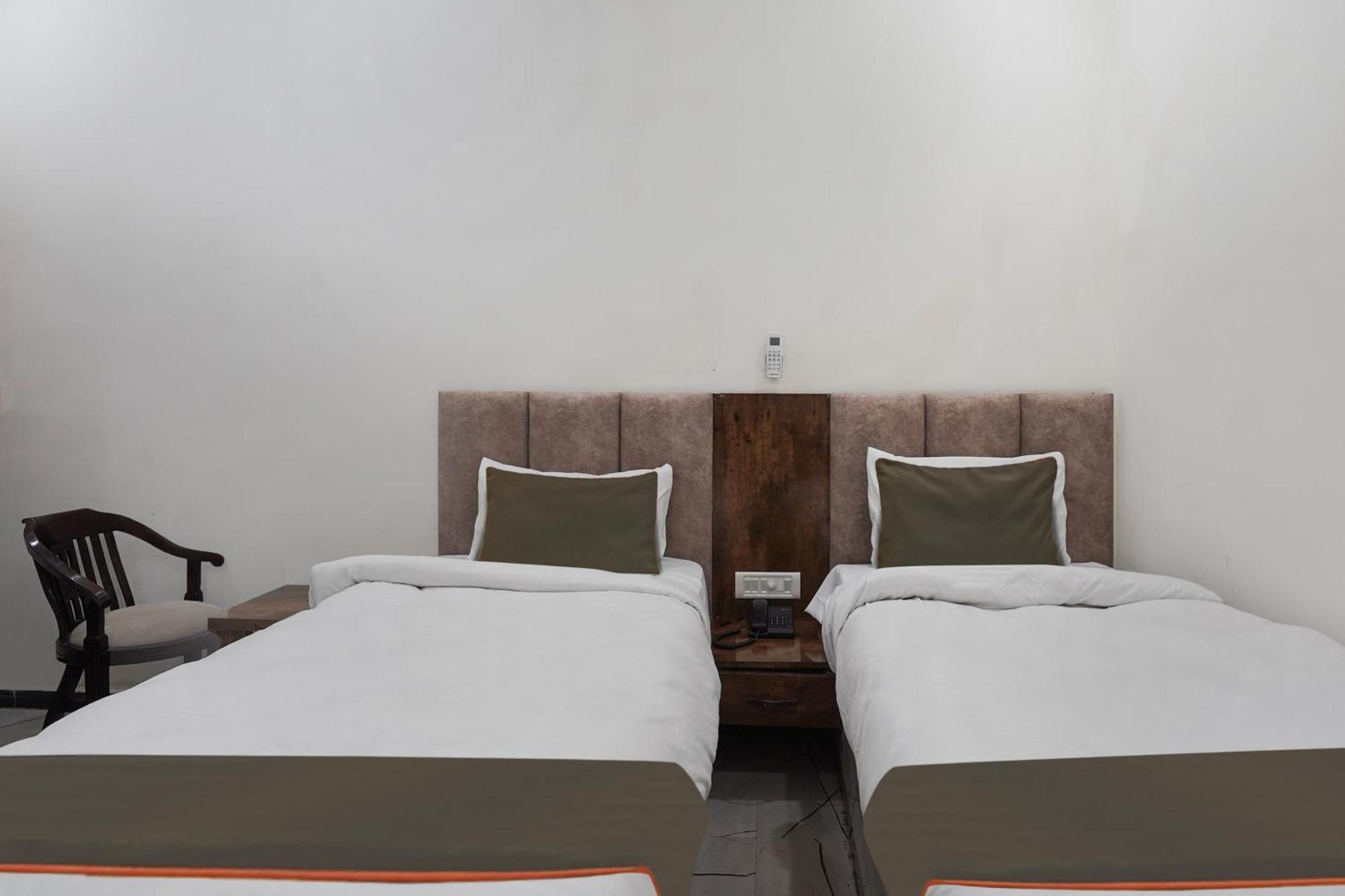 Townhouse Amanaka Formerly Hotel City Pride Rāipur Екстериор снимка